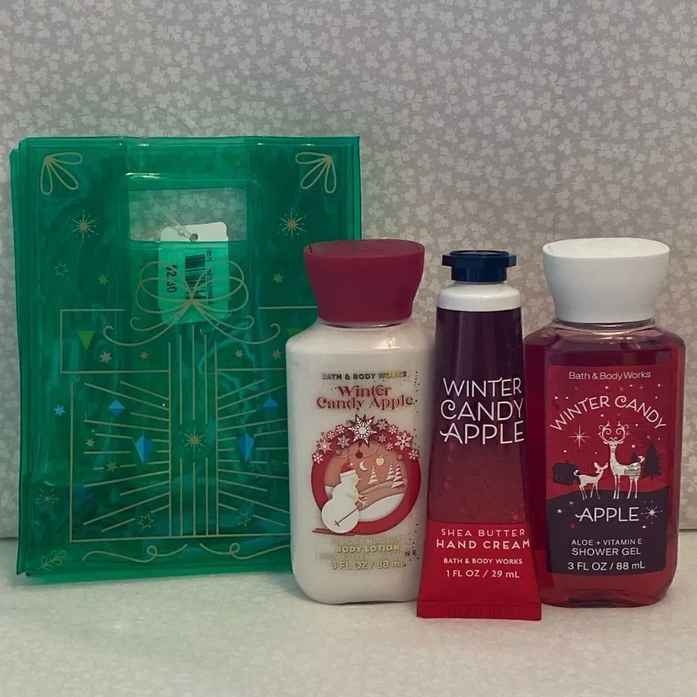 Bath and Body Works WINTER CANDY APPLE Travel Size 4 Piece Gift Set
